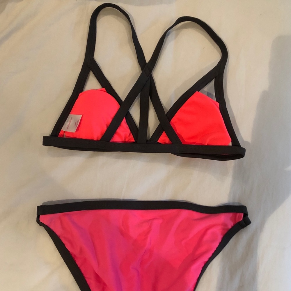 Pink/Grey Bikini - Picture 2 of 3